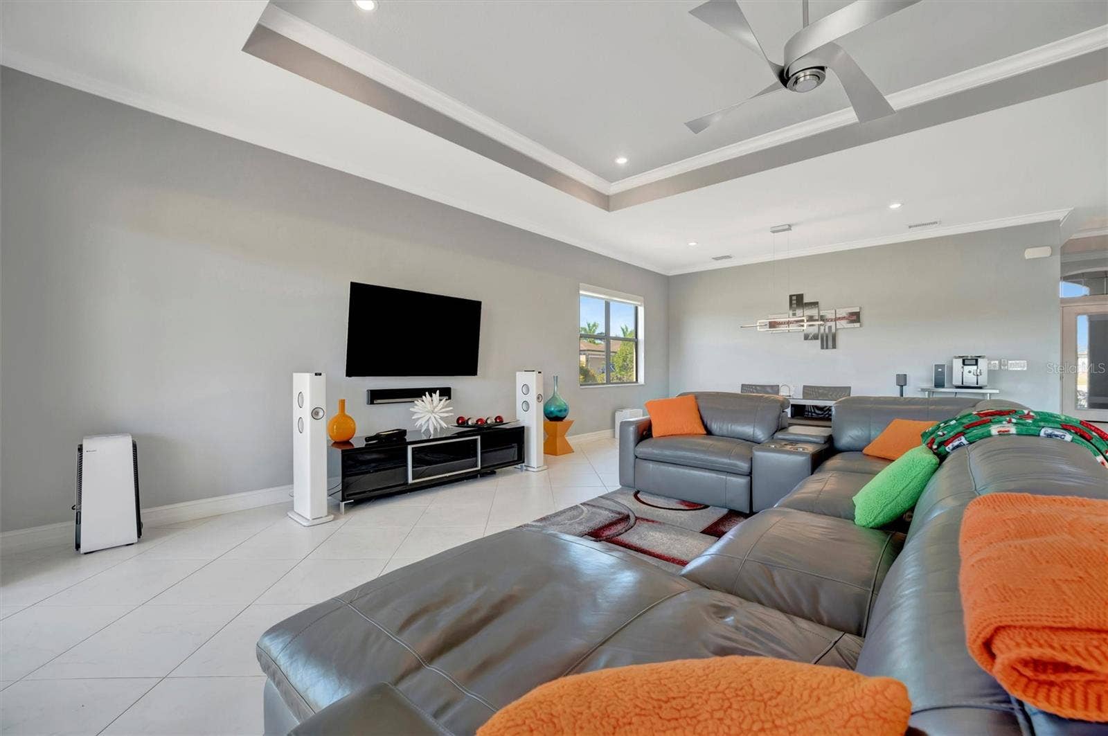 6620 35TH COURT E, Sarasota, FL 34243