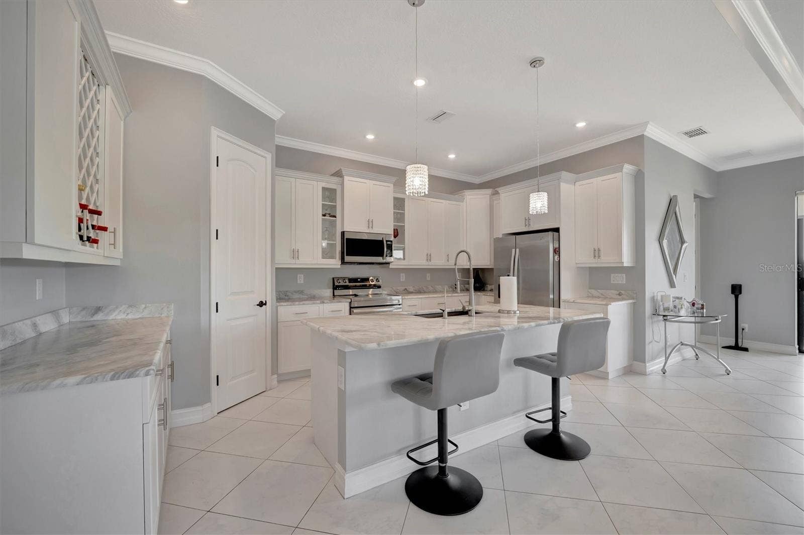 6620 35TH COURT E, Sarasota, FL 34243