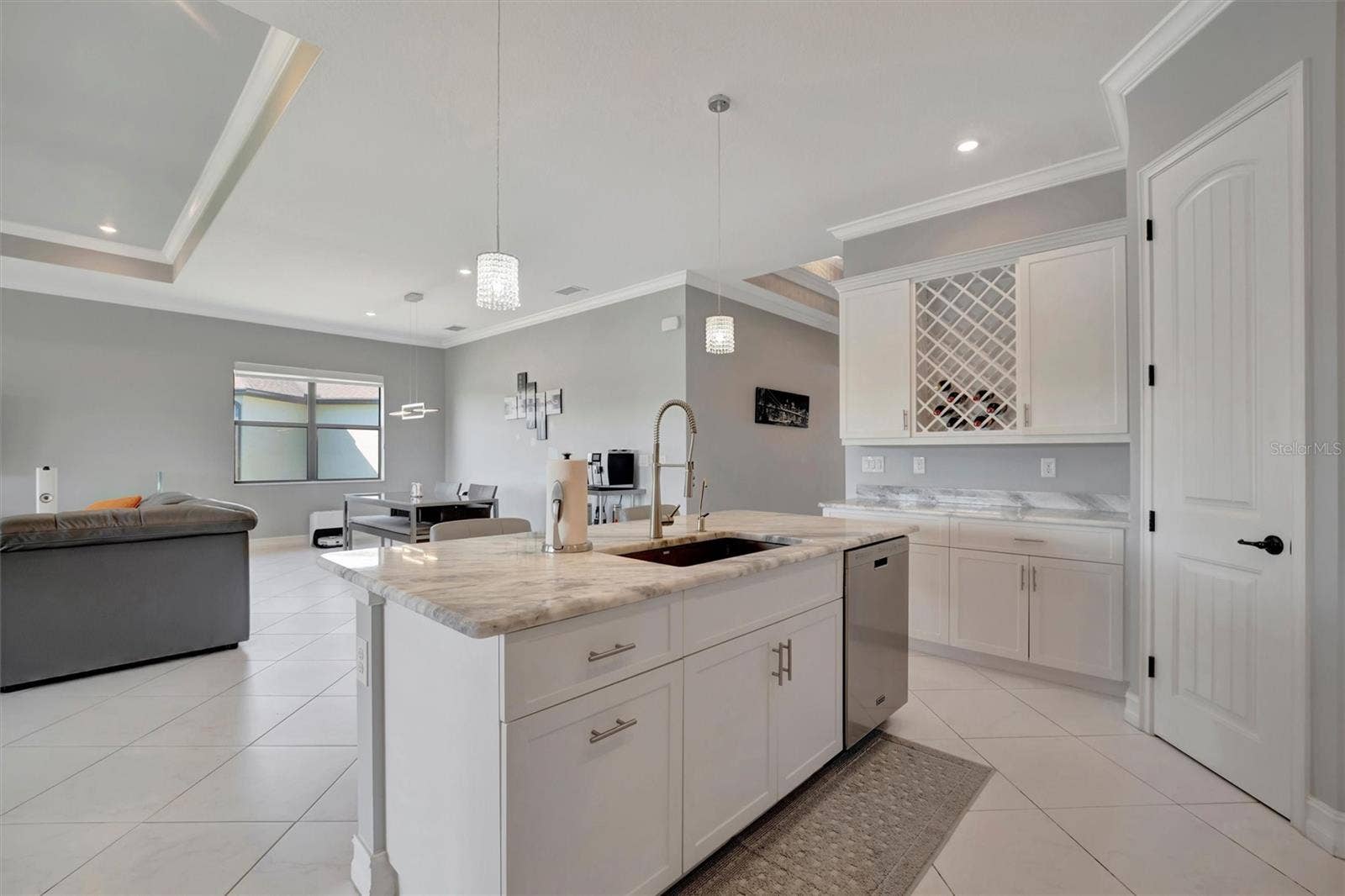 6620 35TH COURT E, Sarasota, FL 34243