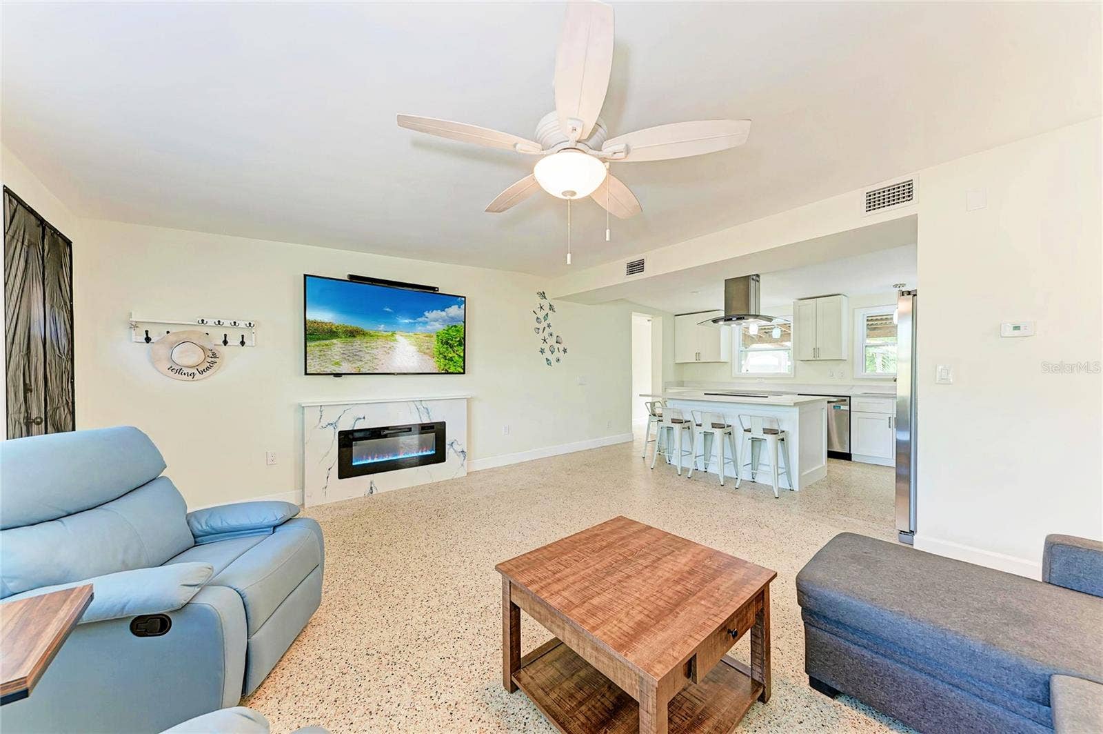 503 BAYVIEW DRIVE, Holmes Beach, FL 34217 503 BAYVIEW DRIVE, Holmes Beach, FL 34217