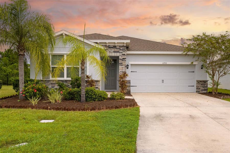 Property photo for 13715 WOODBRIDGE TERRACE, Bradenton, FL