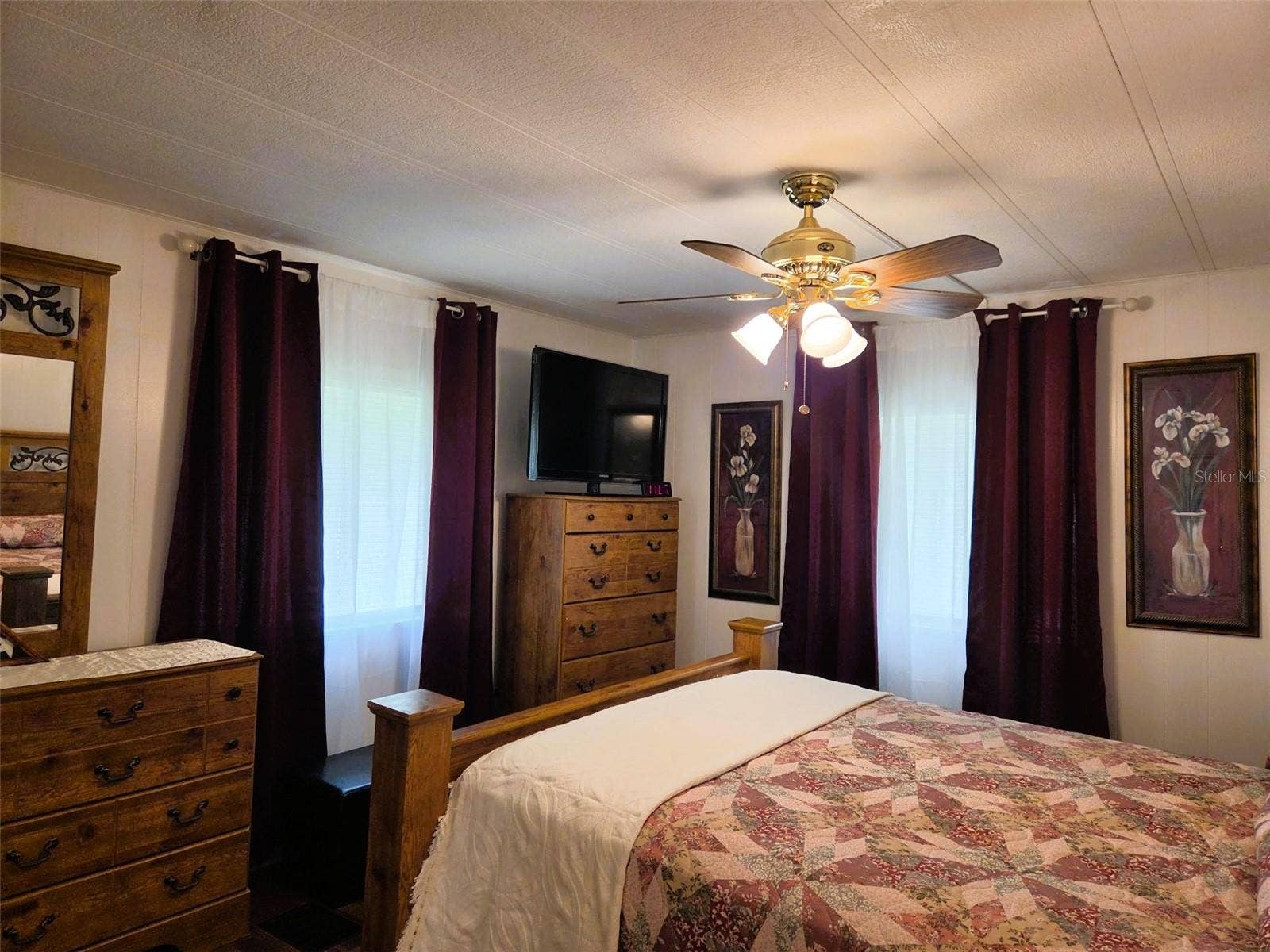 3309 OAKWOOD BOULEVARD N, Sarasota, FL 34237 Another view of the Primary Bedroom all furniture stays with home