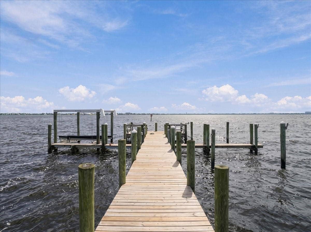 71 ISLAND COURT, Terra Ceia, FL 34250 71 ISLAND COURT, Terra Ceia, FL 34250