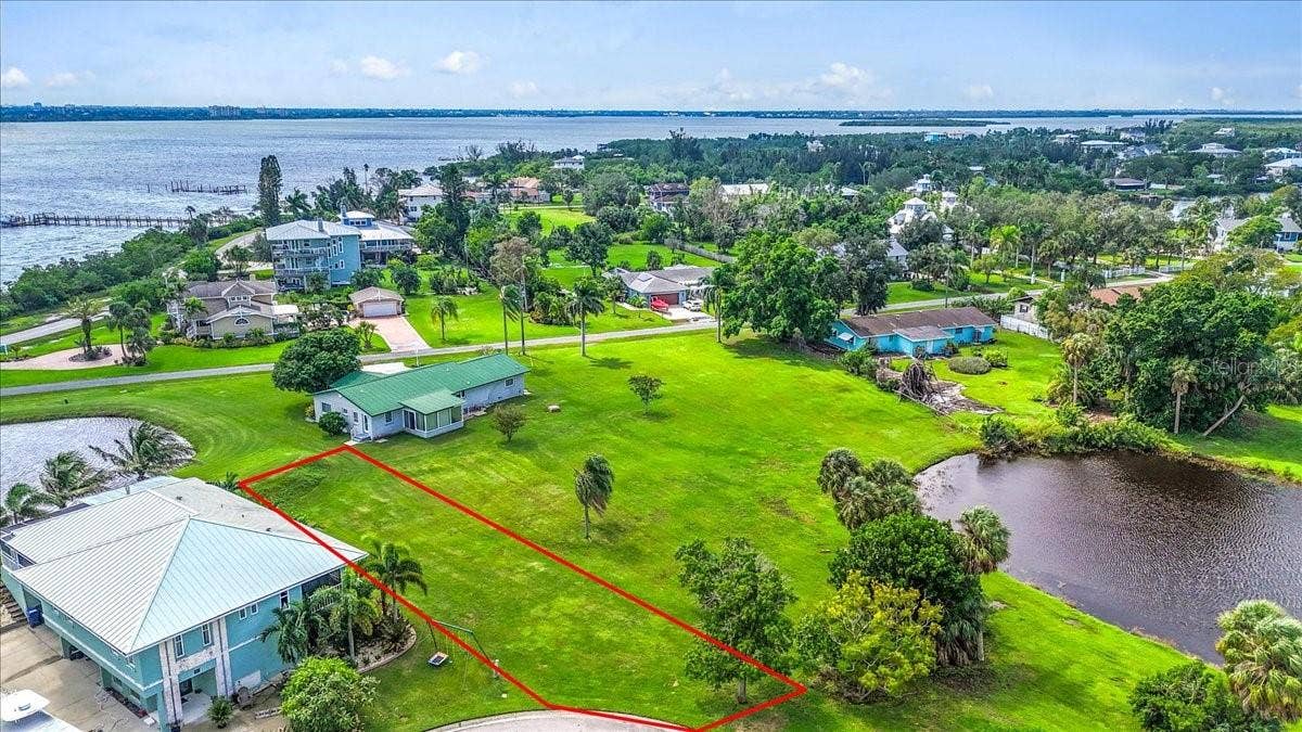 71 ISLAND COURT, Terra Ceia, FL 34250 71 ISLAND COURT, Terra Ceia, FL 34250