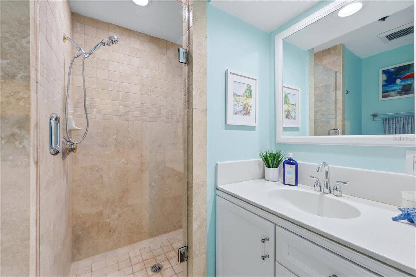 615 DREAM ISLAND PLACE, #212, Longboat Key, FL 34228 Second Bathroom