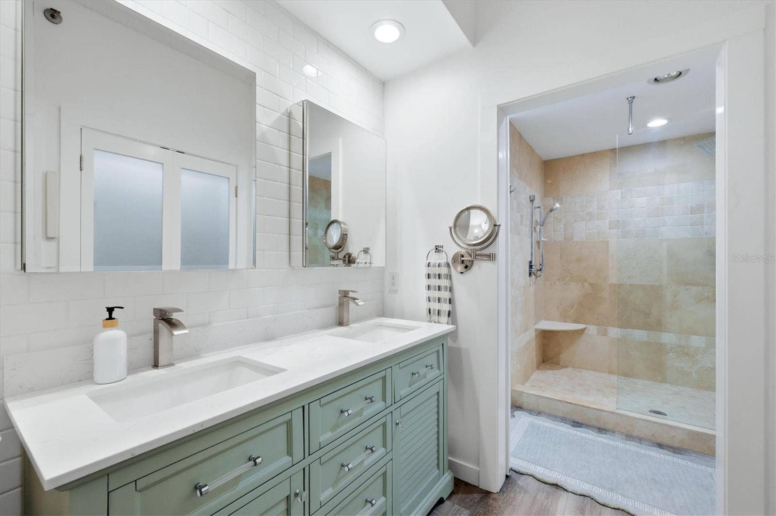 615 DREAM ISLAND PLACE, #212, Longboat Key, FL 34228 Primary Bathroom
