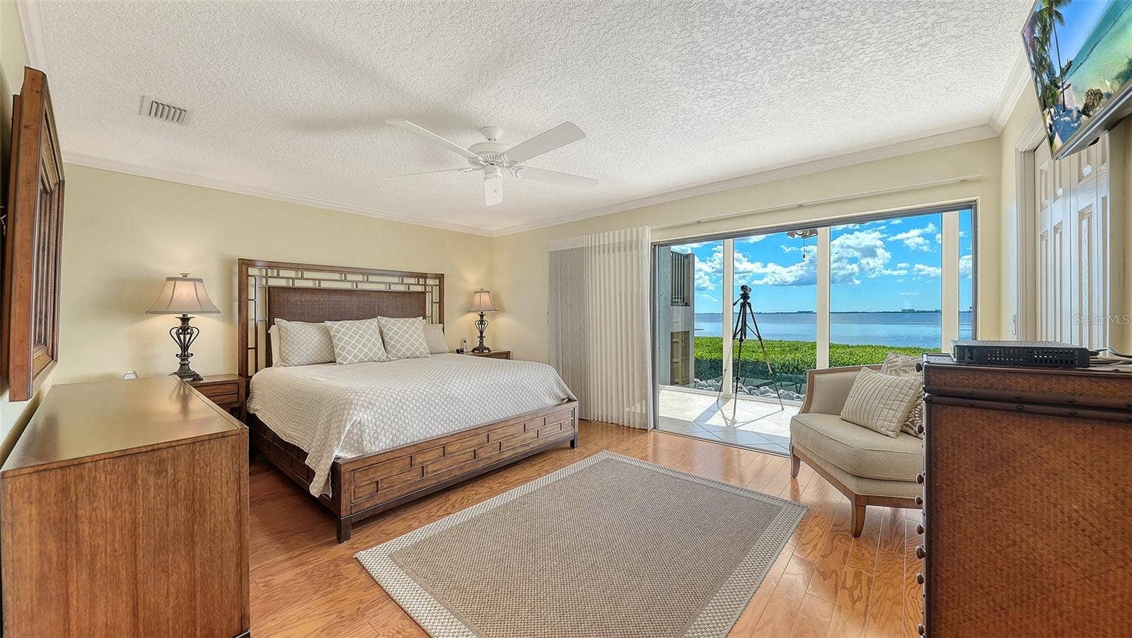 4533 BAY CLUB DRIVE, #11, Bradenton, FL 34210 4533 BAY CLUB DRIVE, #11, Bradenton, FL 34210