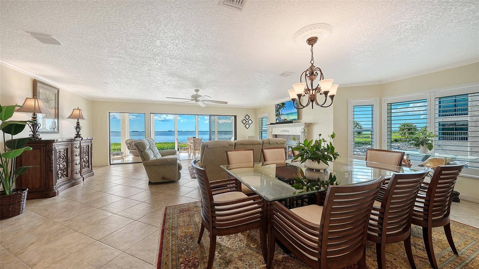 4533 BAY CLUB DRIVE, #11, Bradenton, FL 34210 4533 BAY CLUB DRIVE, #11, Bradenton, FL 34210