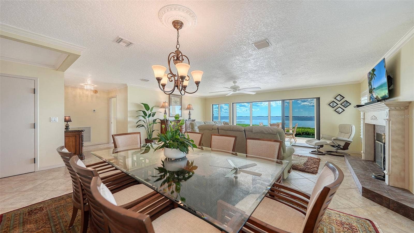 4533 BAY CLUB DRIVE, #11, Bradenton, FL 34210 4533 BAY CLUB DRIVE, #11, Bradenton, FL 34210