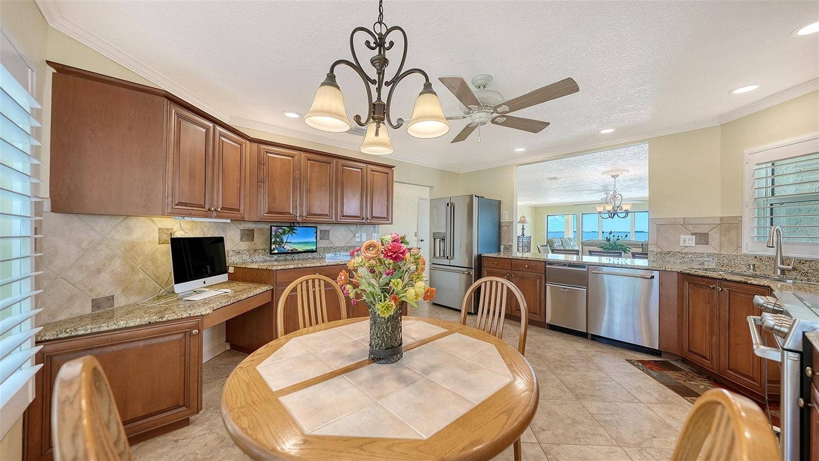 4533 BAY CLUB DRIVE, #11, Bradenton, FL 34210 4533 BAY CLUB DRIVE, #11, Bradenton, FL 34210