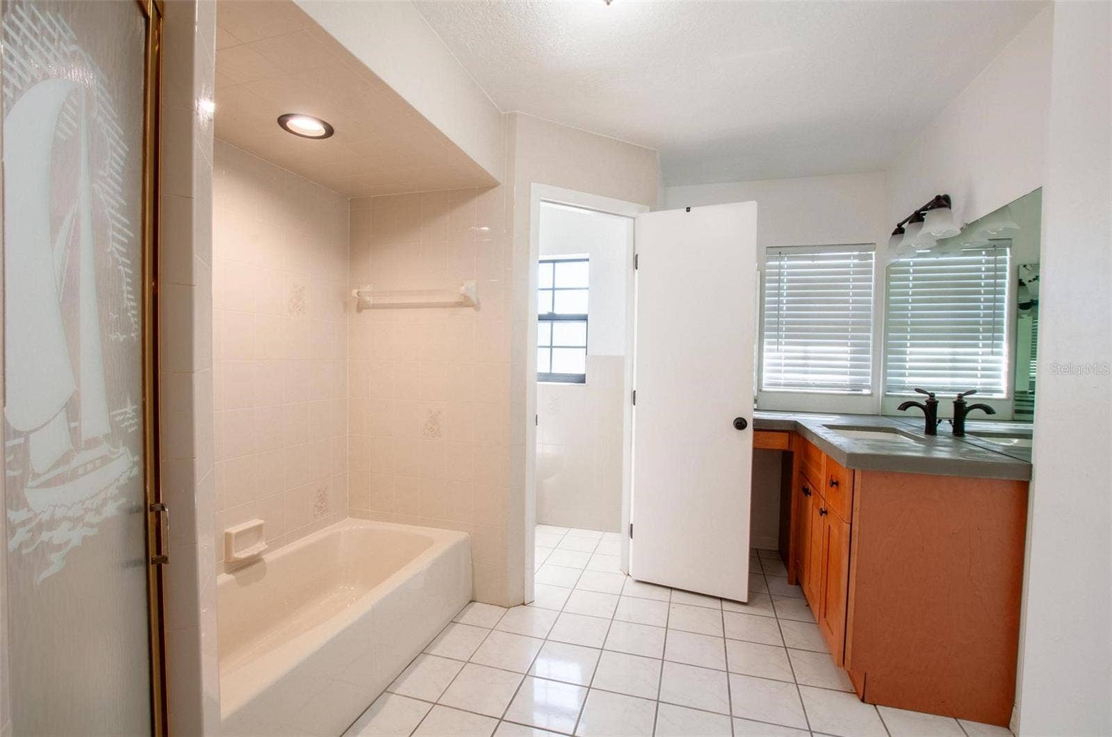 627 E MAGNOLIA STREET, Arcadia, FL 34266 627 E MAGNOLIA STREET, Arcadia, FL 34266