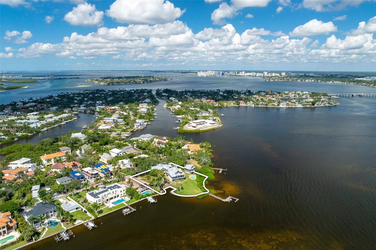 4196 ROBERTS POINT CIRCLE, Sarasota, FL 34242