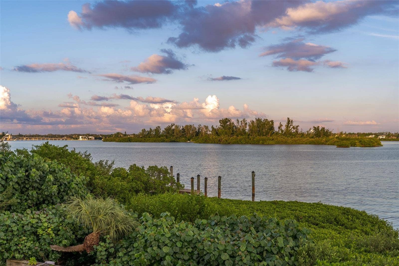 4196 ROBERTS POINT CIRCLE, Sarasota, FL 34242