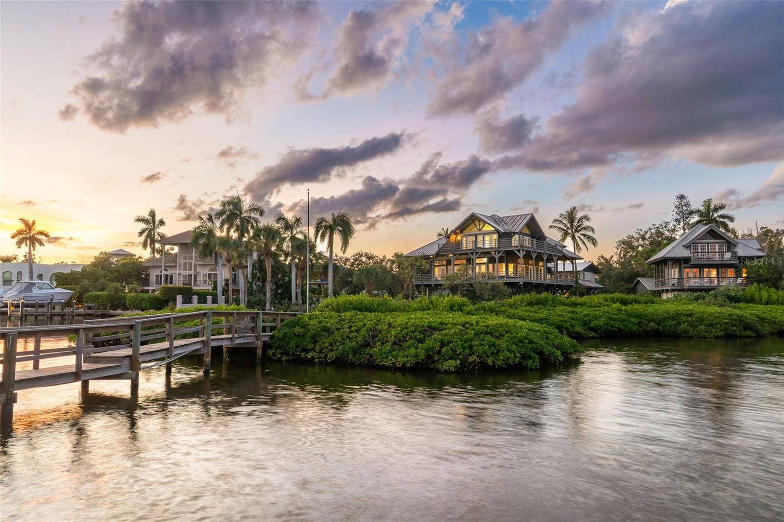 4196 ROBERTS POINT CIRCLE, Sarasota, FL 34242