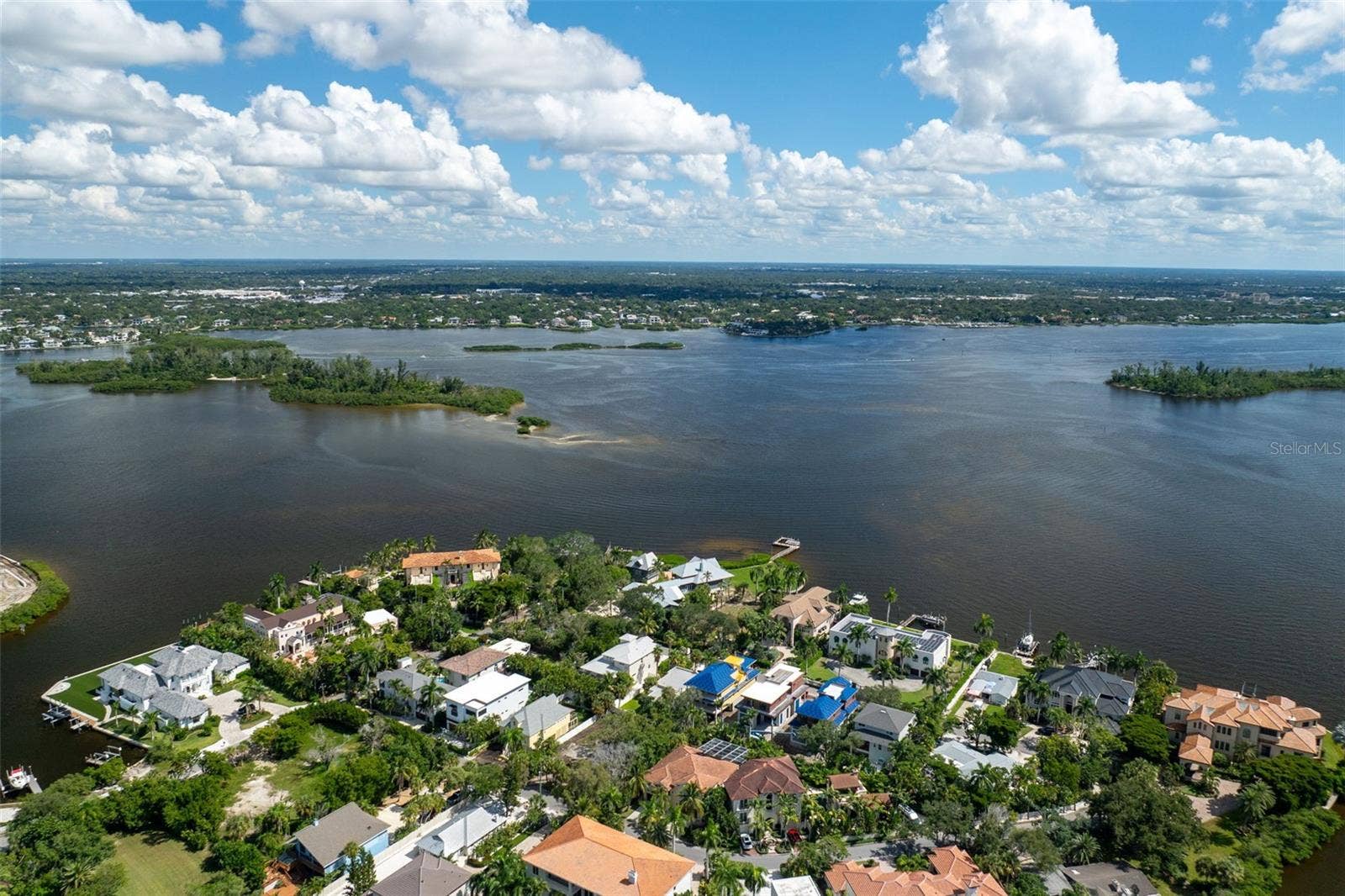 4196 ROBERTS POINT CIRCLE, Sarasota, FL 34242