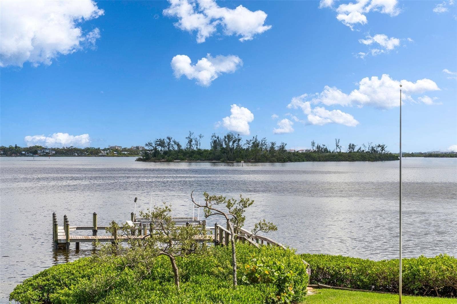 4196 ROBERTS POINT CIRCLE, Sarasota, FL 34242