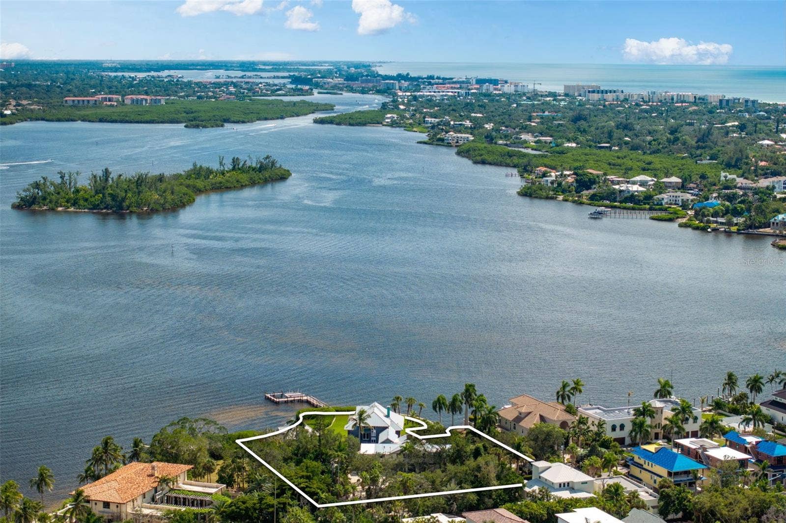4196 ROBERTS POINT CIRCLE, Sarasota, FL 34242