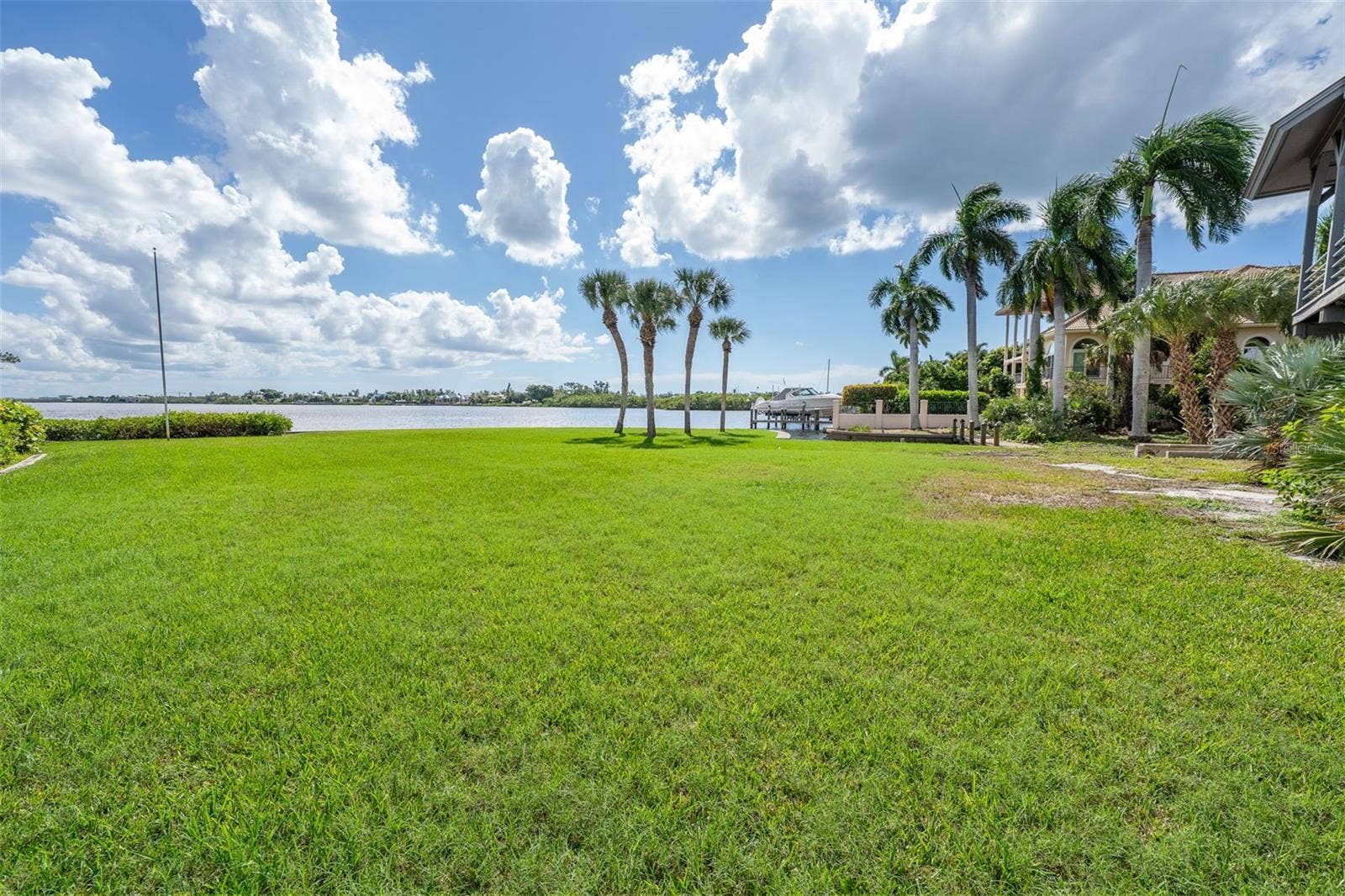 4196 ROBERTS POINT CIRCLE, Sarasota, FL 34242