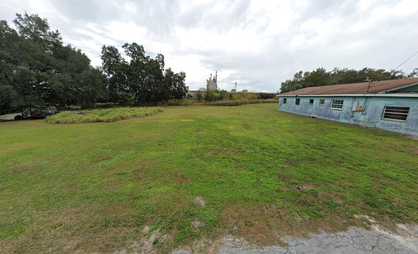 2200 2ND STREET, Mulberry, FL 33860 2200 2ND STREET, Mulberry, FL 33860