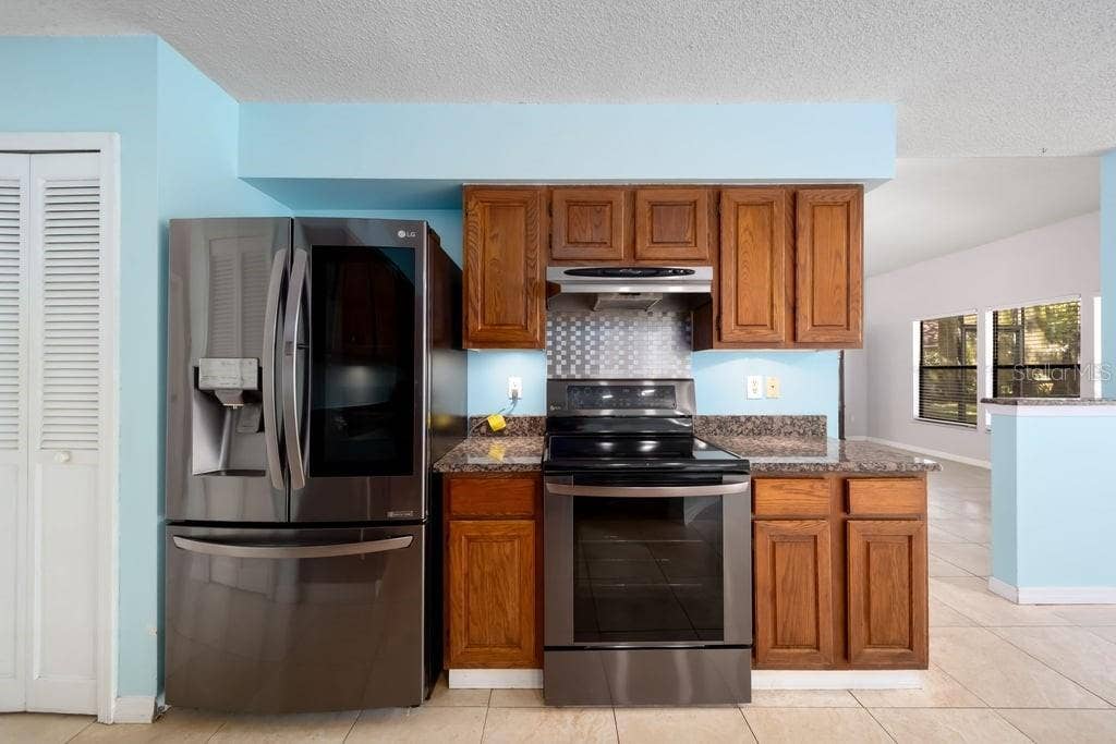 4119 MORELAND DRIVE, Valrico, FL 33596 4119 MORELAND DRIVE, Valrico, FL 33596