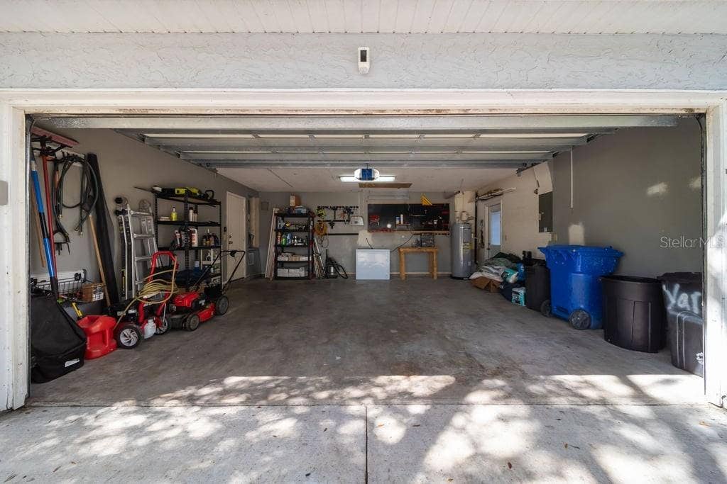 4119 MORELAND DRIVE, Valrico, FL 33596 Oversized 2 car garage
