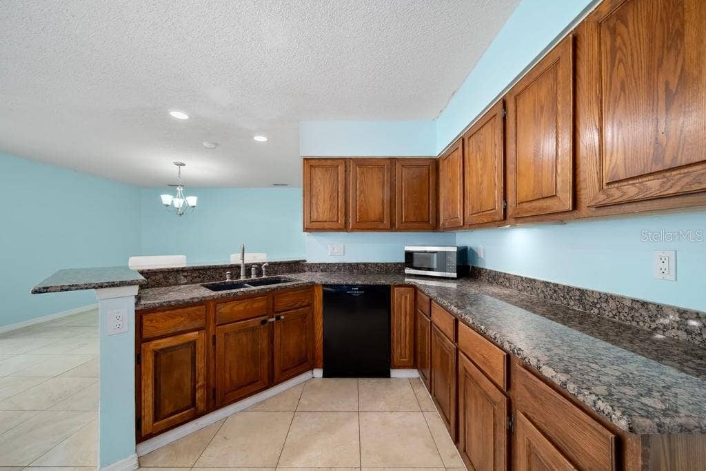 4119 MORELAND DRIVE, Valrico, FL 33596 4119 MORELAND DRIVE, Valrico, FL 33596