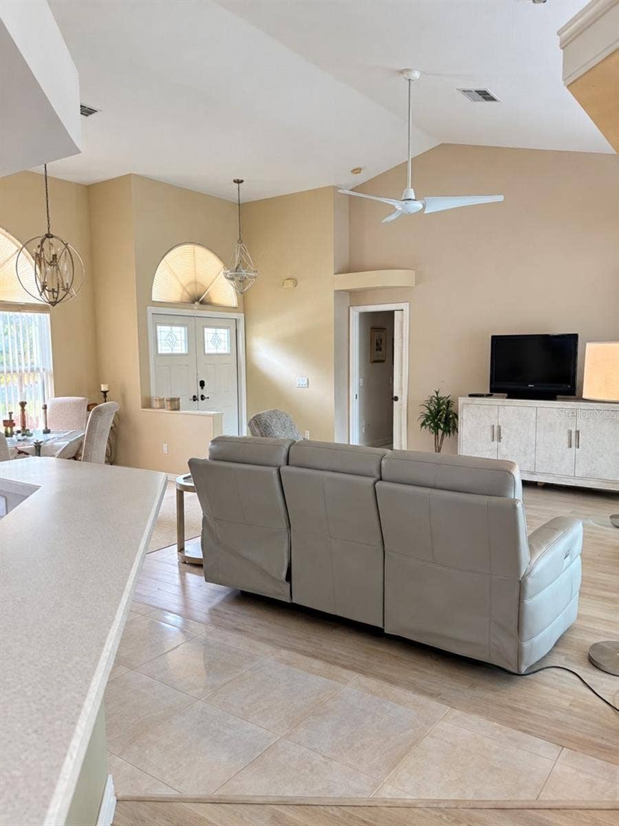 393 VISTA WOOD DRIVE, Venice, FL 34293 393 VISTA WOOD DRIVE, Venice, FL 34293