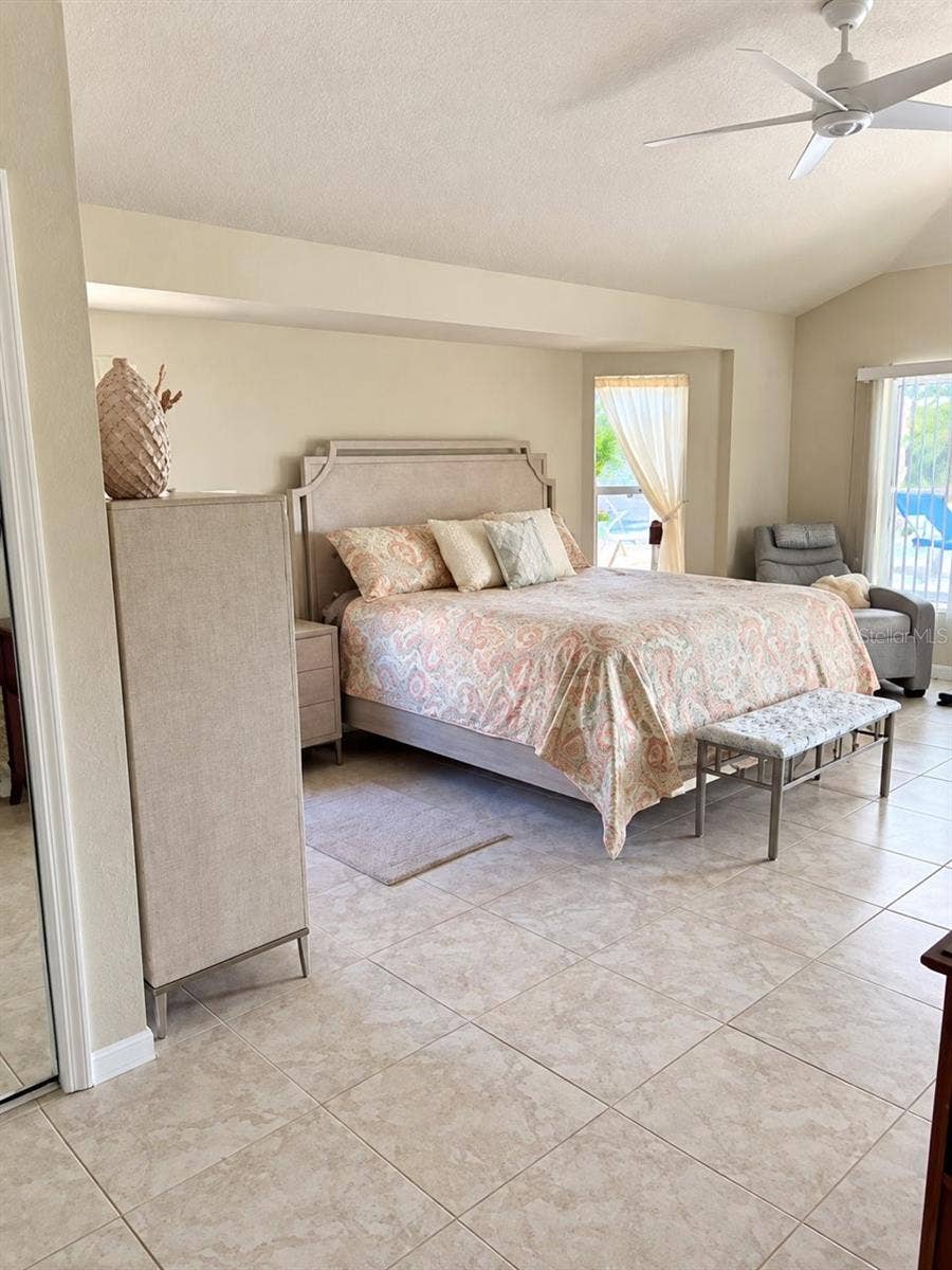 393 VISTA WOOD DRIVE, Venice, FL 34293 393 VISTA WOOD DRIVE, Venice, FL 34293