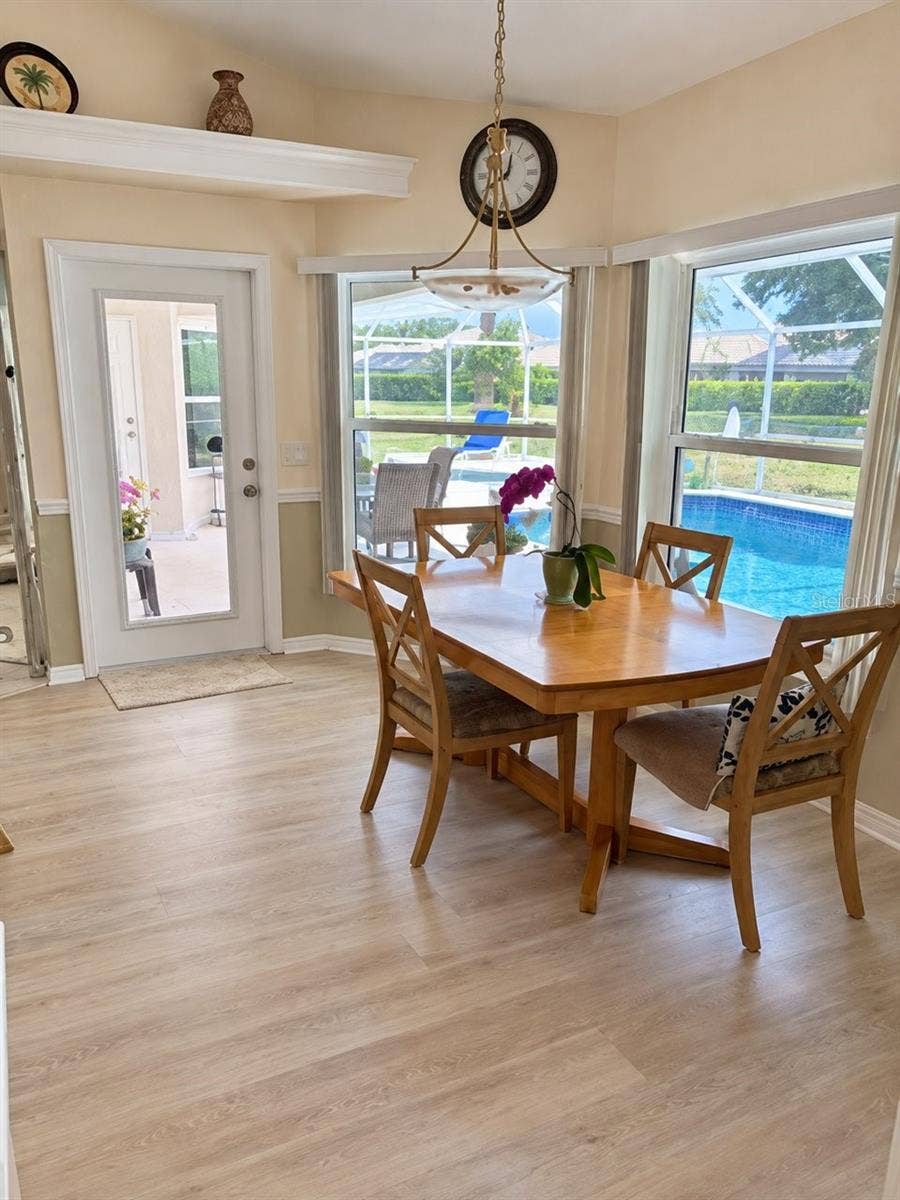 393 VISTA WOOD DRIVE, Venice, FL 34293 393 VISTA WOOD DRIVE, Venice, FL 34293