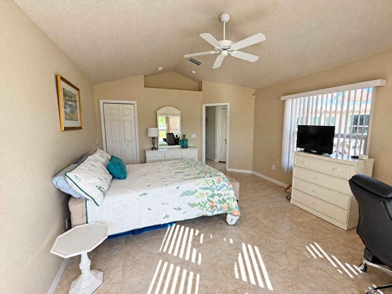 393 VISTA WOOD DRIVE, Venice, FL 34293 393 VISTA WOOD DRIVE, Venice, FL 34293