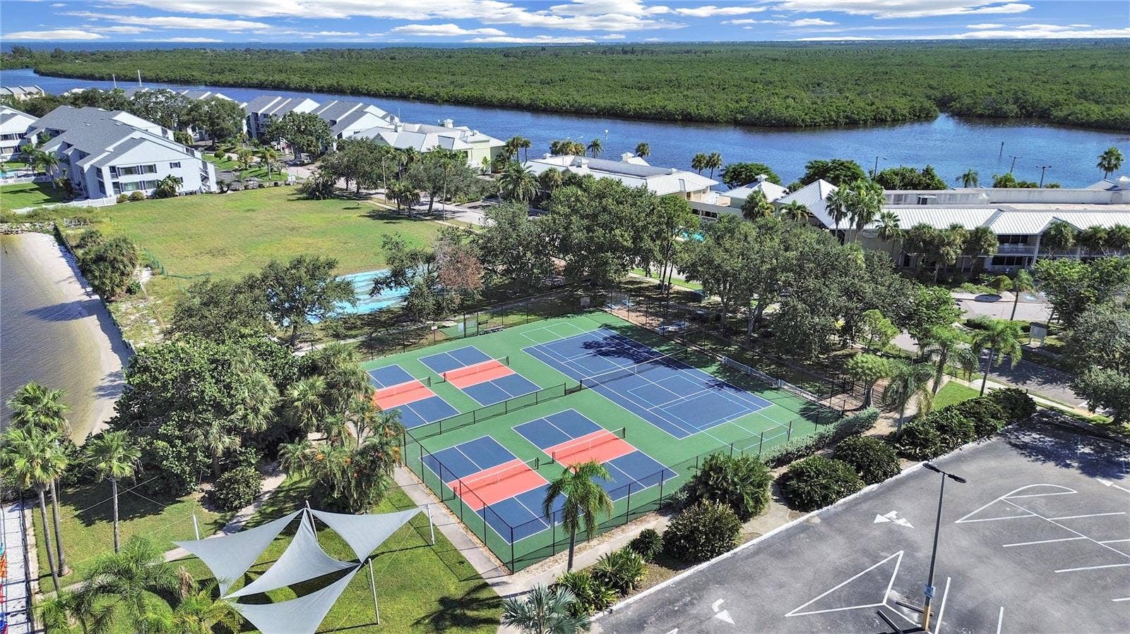 3271 MANGROVE POINT, Ruskin, FL 33570