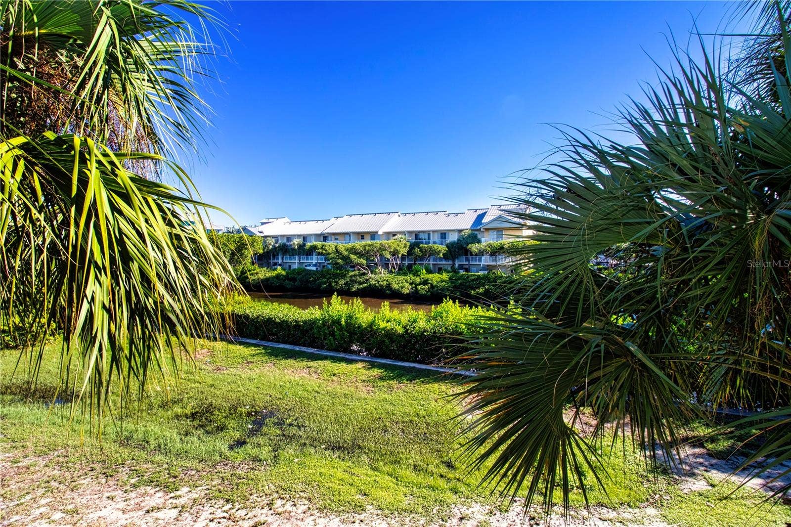 3271 MANGROVE POINT, Ruskin, FL 33570