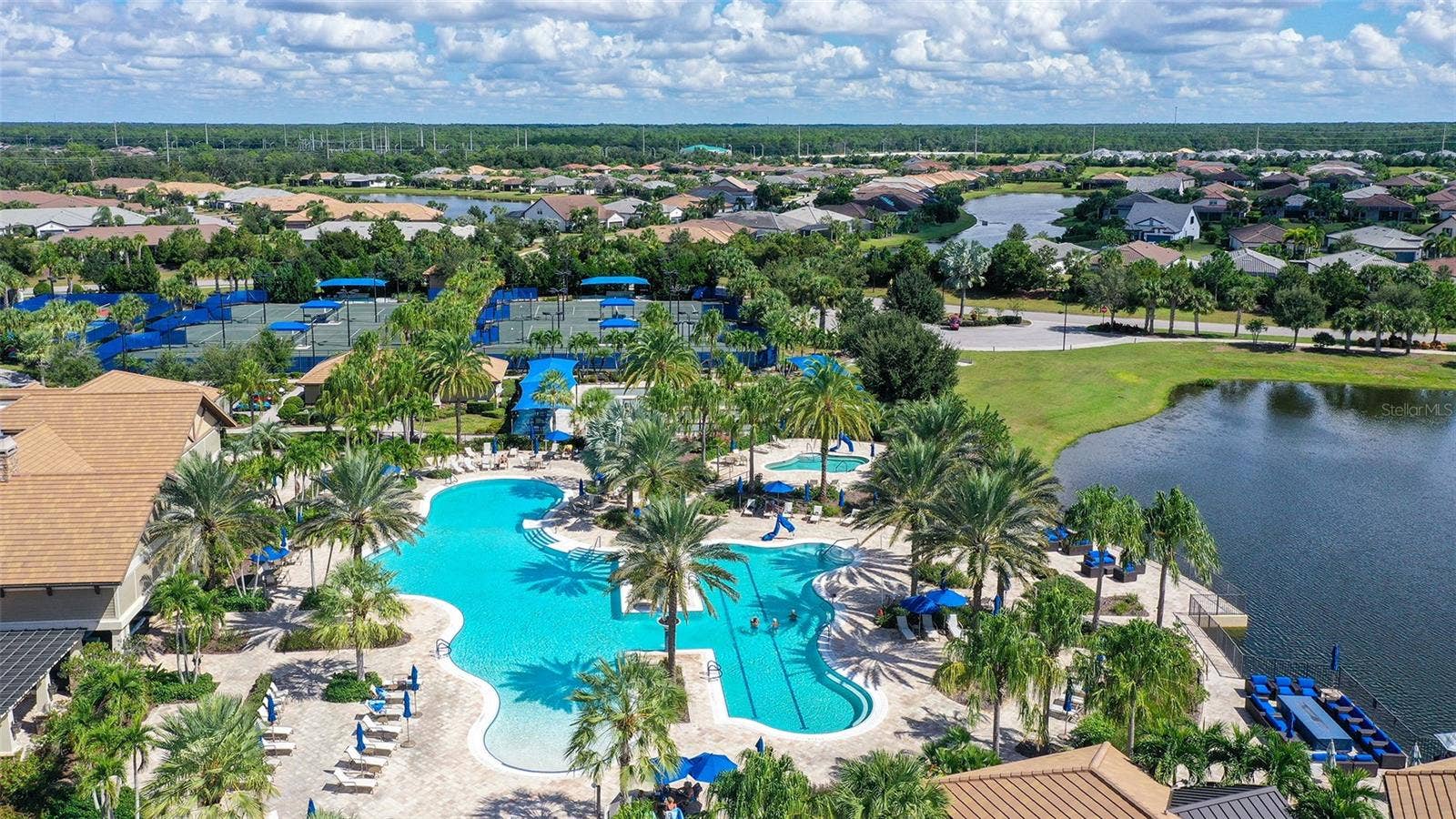6827 GOSPORT COVE, Bradenton, FL 34202 6827 GOSPORT COVE, Bradenton, FL 34202