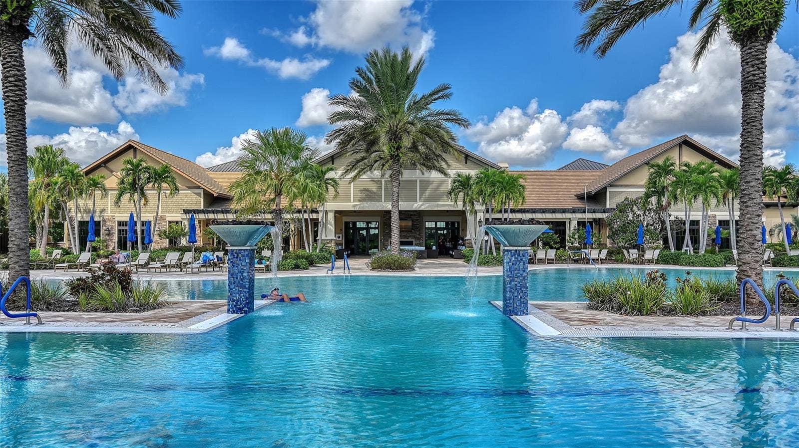 6827 GOSPORT COVE, Bradenton, FL 34202 6827 GOSPORT COVE, Bradenton, FL 34202