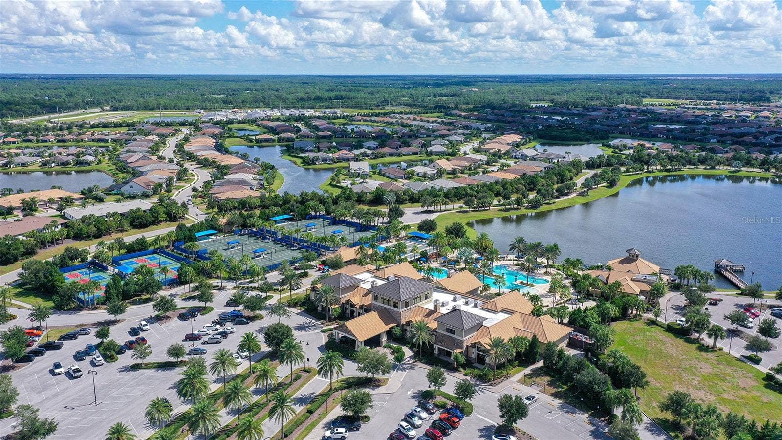 6827 GOSPORT COVE, Bradenton, FL 34202 6827 GOSPORT COVE, Bradenton, FL 34202