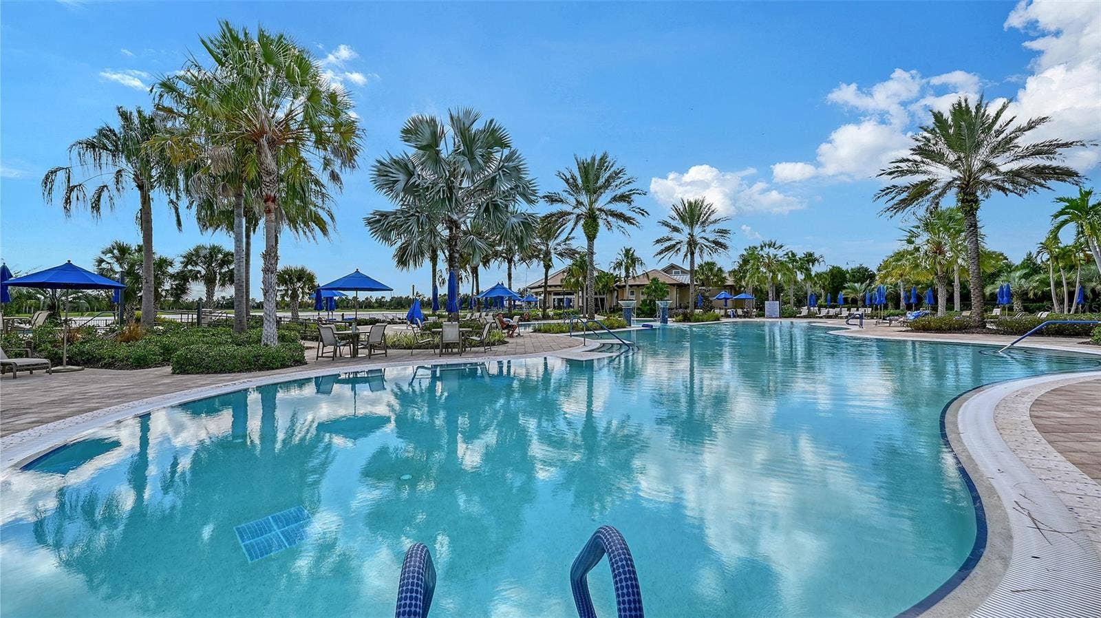 6827 GOSPORT COVE, Bradenton, FL 34202 6827 GOSPORT COVE, Bradenton, FL 34202