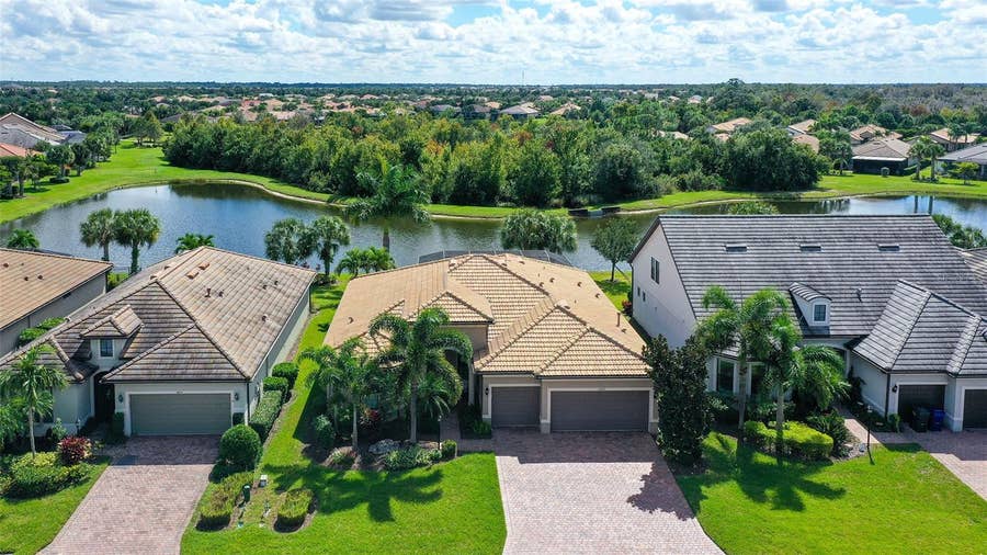 Property photo for 6827 GOSPORT COVE, Bradenton, FL