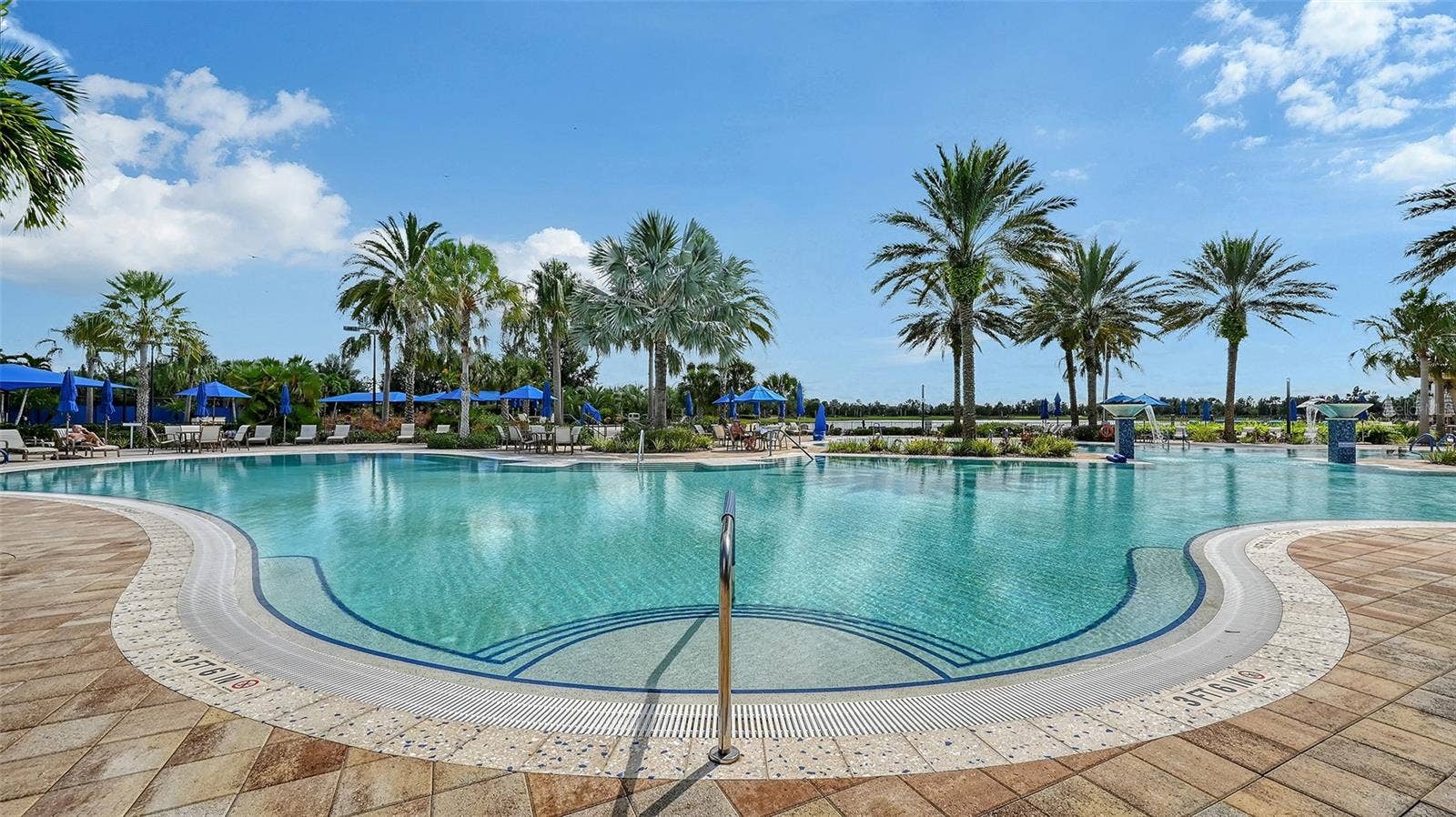 6827 GOSPORT COVE, Bradenton, FL 34202 6827 GOSPORT COVE, Bradenton, FL 34202