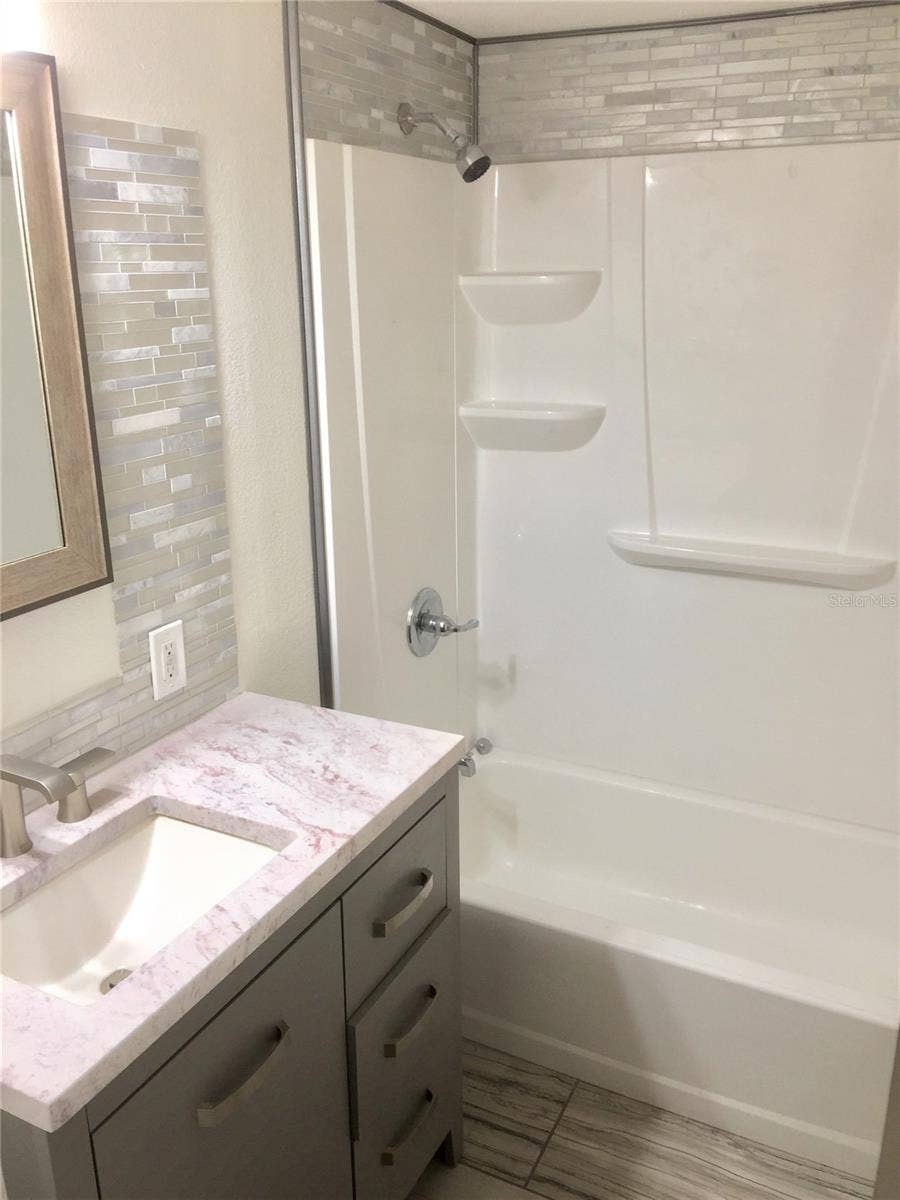 435 SOLONA STREET, Punta Gorda, FL 33950 435 SOLONA STREET, Punta Gorda, FL 33950