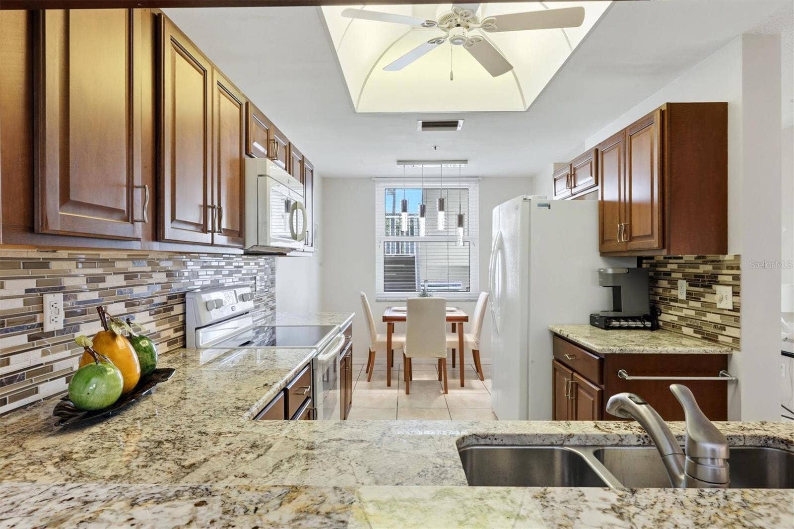 8750 OLDE HICKORY AVENUE, #9209, Sarasota, FL 34238