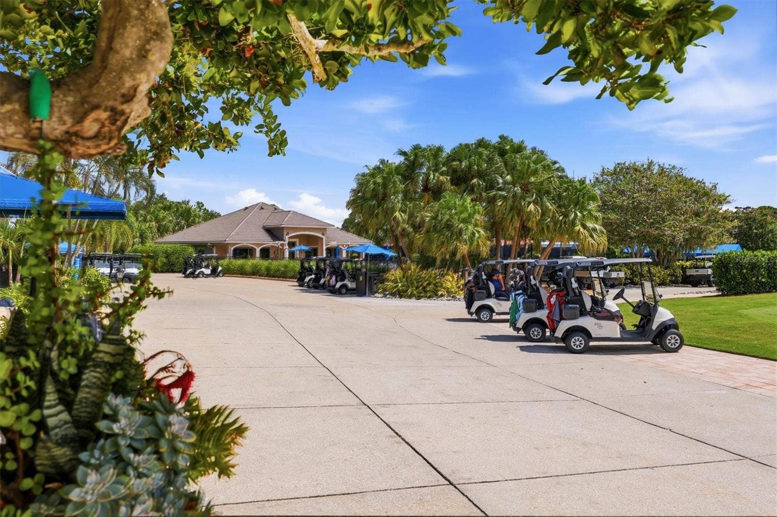 8750 OLDE HICKORY AVENUE, #9209, Sarasota, FL 34238