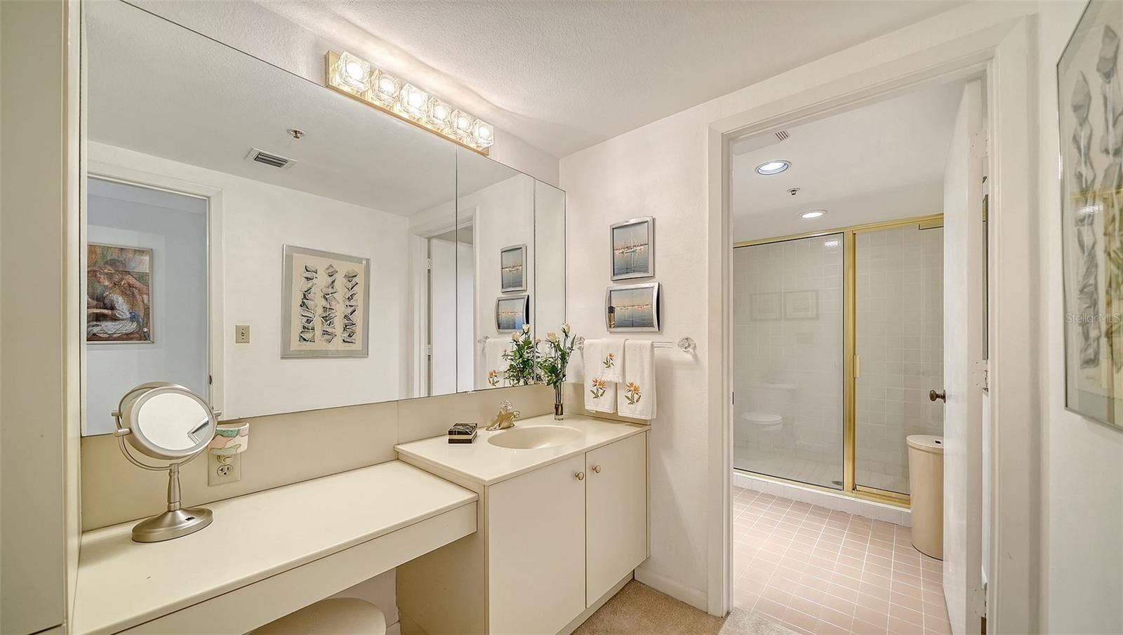 2110 HARBOURSIDE DRIVE, #523, Longboat Key, FL 34228