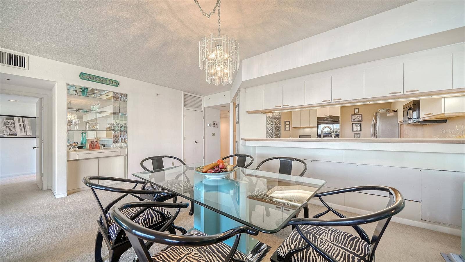 2110 HARBOURSIDE DRIVE, #523, Longboat Key, FL 34228