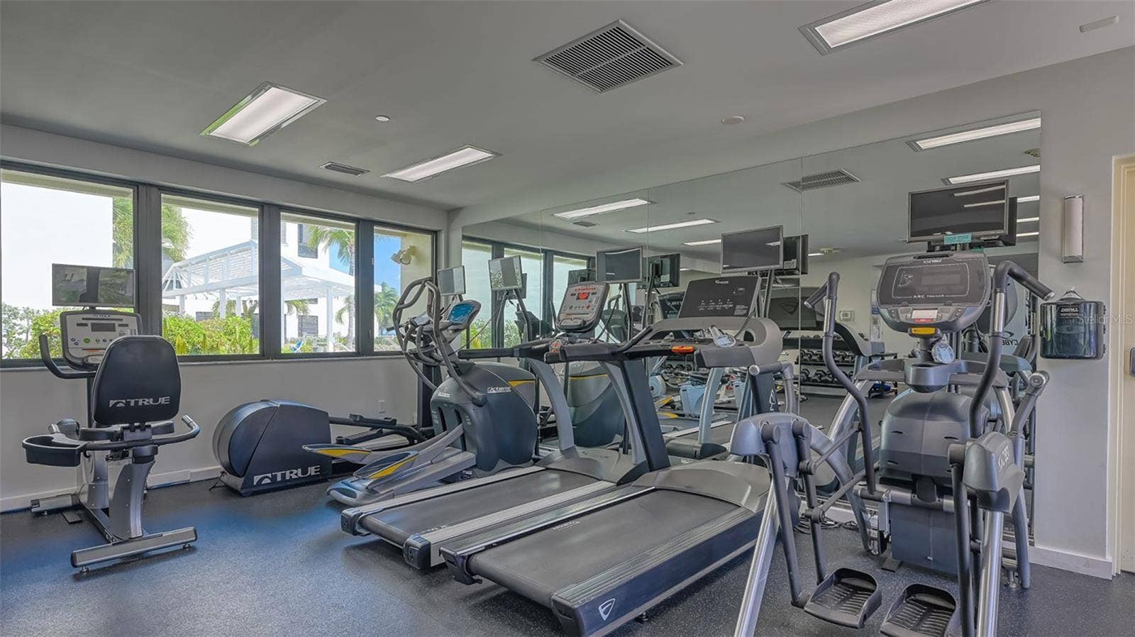 2110 HARBOURSIDE DRIVE, #523, Longboat Key, FL 34228
