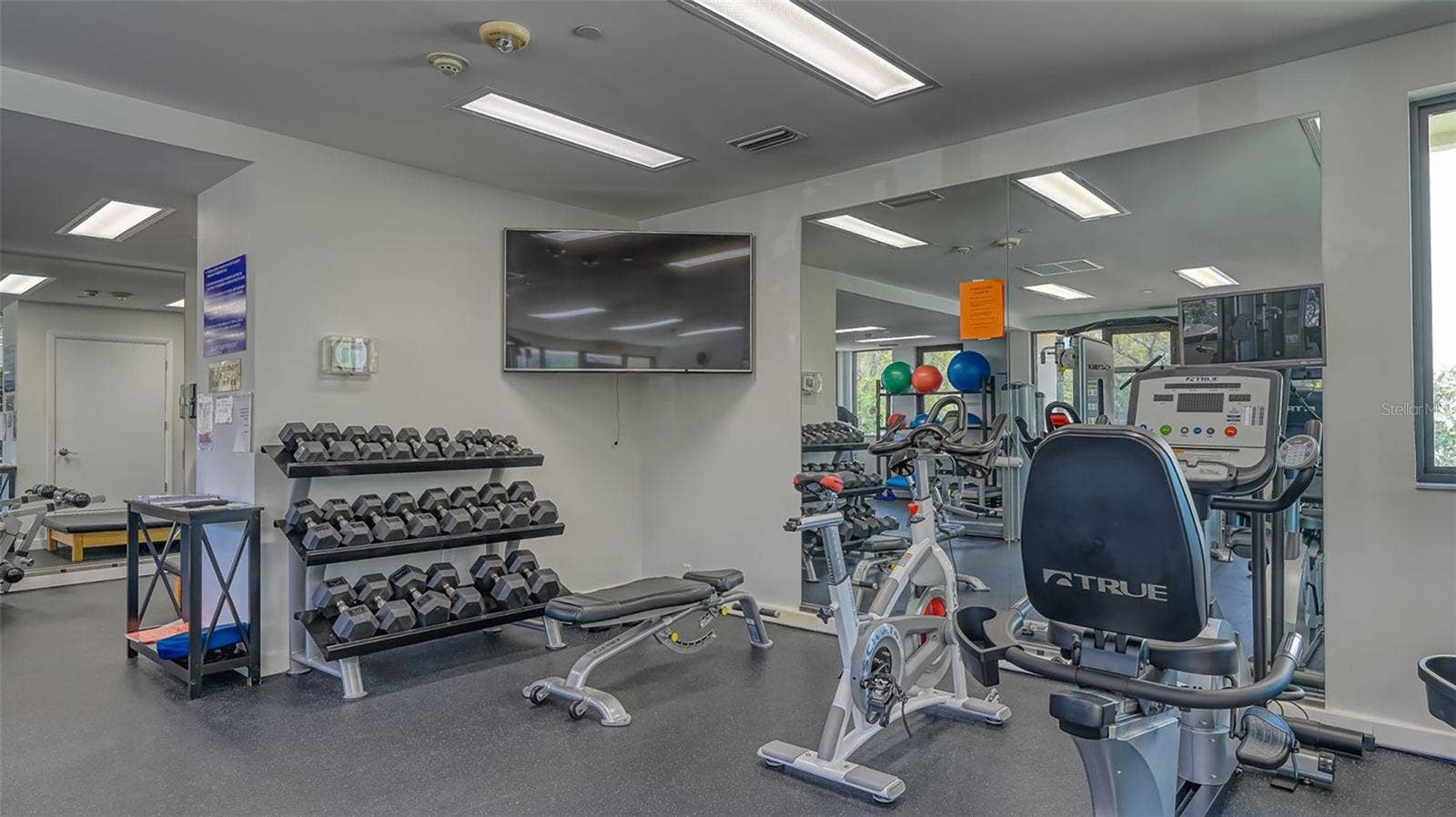 2110 HARBOURSIDE DRIVE, #523, Longboat Key, FL 34228