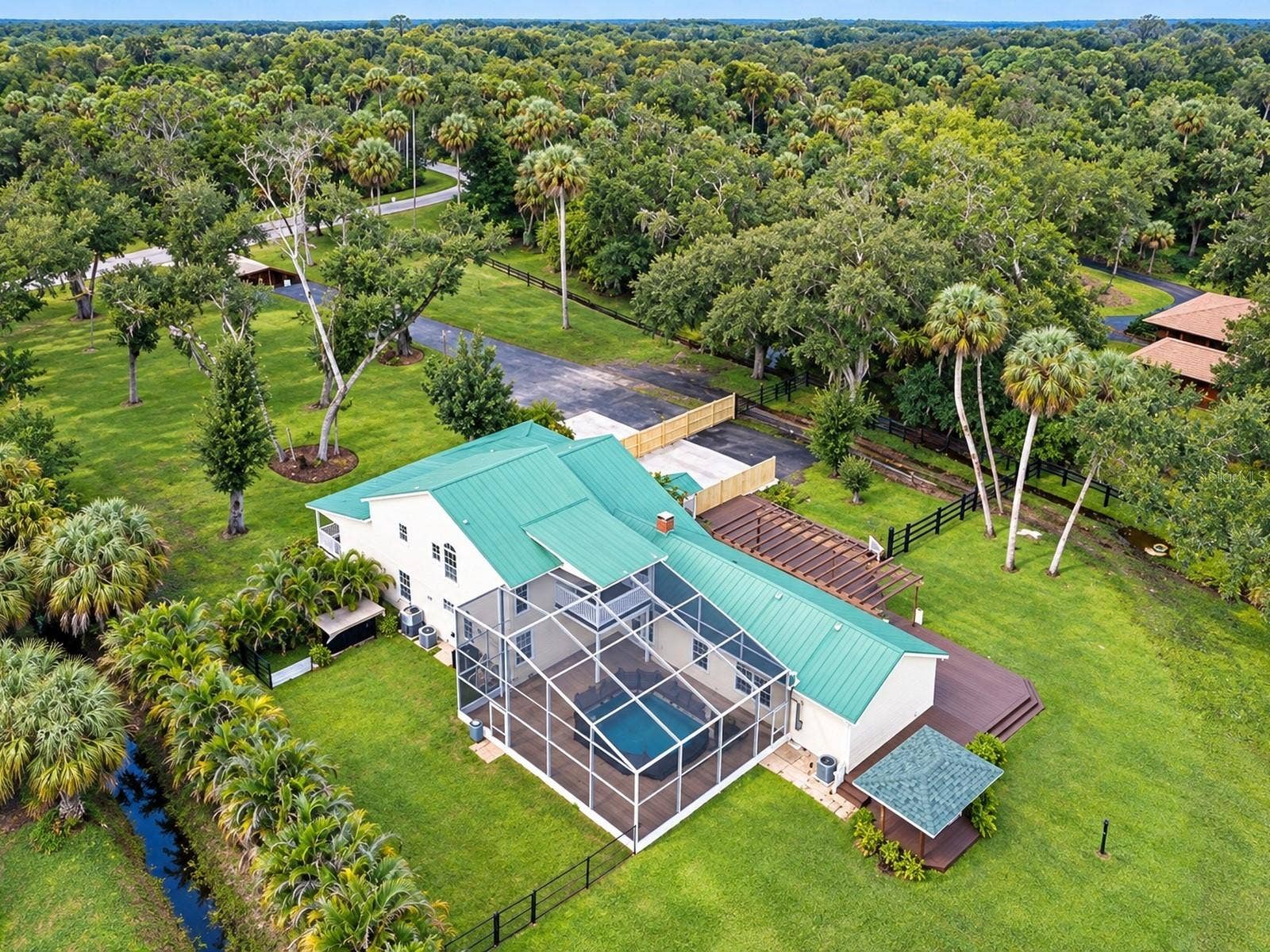 3705 65TH STREET E, Bradenton, FL 34208 3705 65TH STREET E, Bradenton, FL 34208