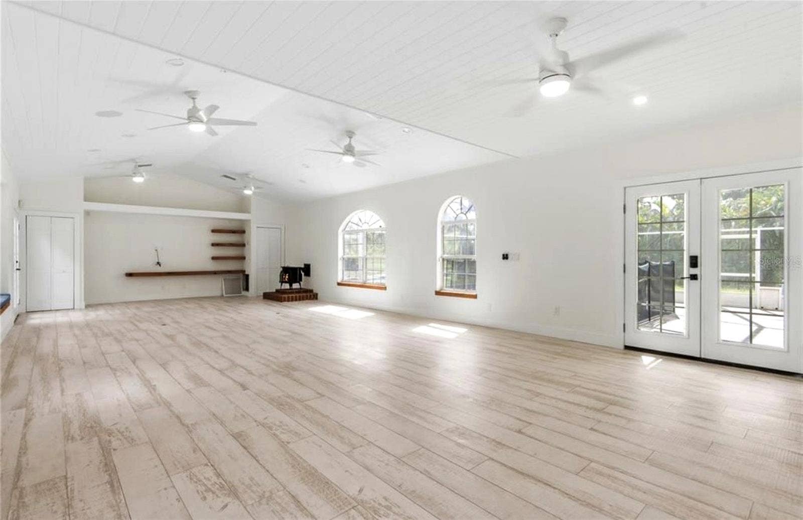 3705 65TH STREET E, Bradenton, FL 34208 3705 65TH STREET E, Bradenton, FL 34208
