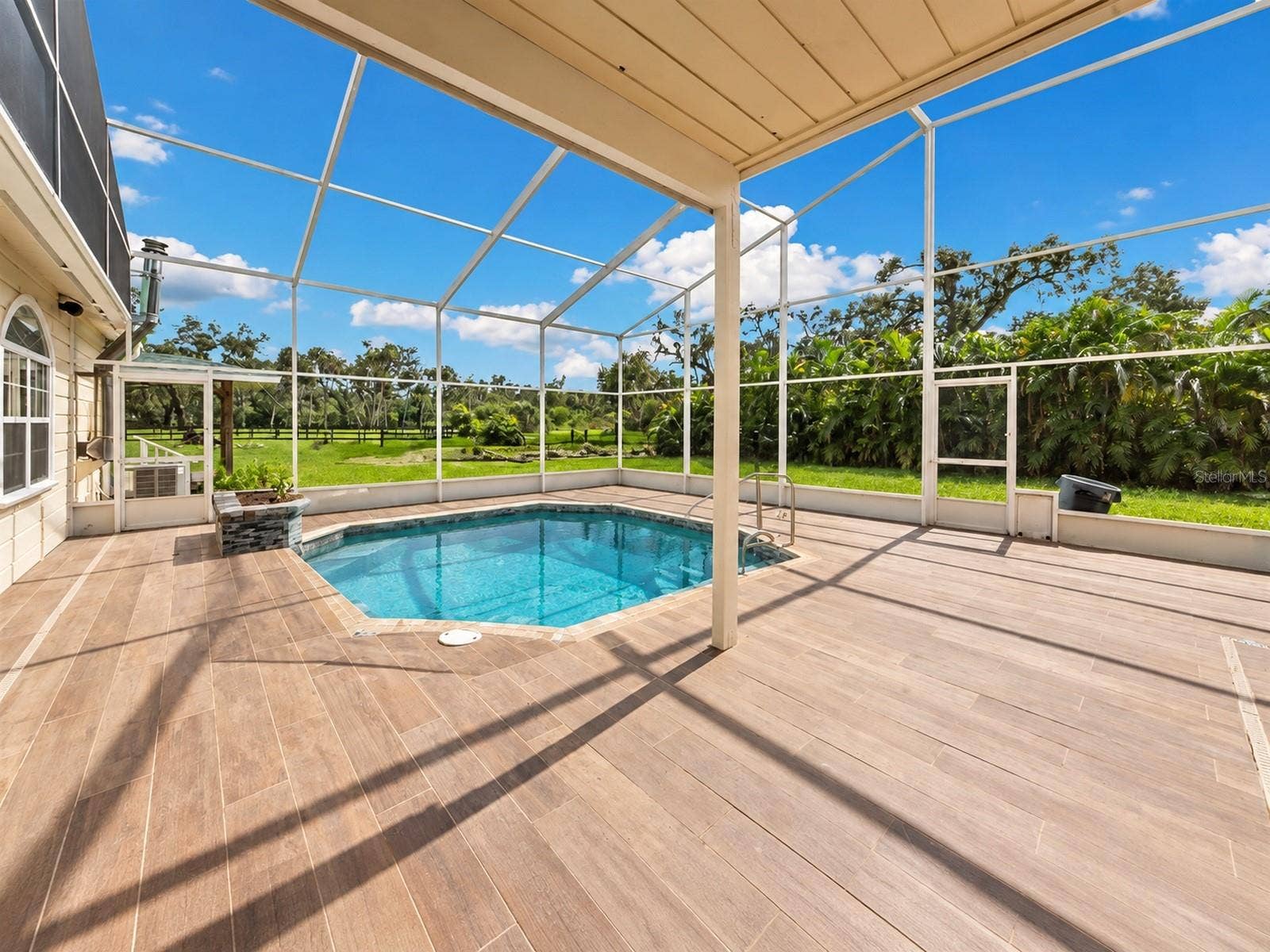 3705 65TH STREET E, Bradenton, FL 34208 3705 65TH STREET E, Bradenton, FL 34208