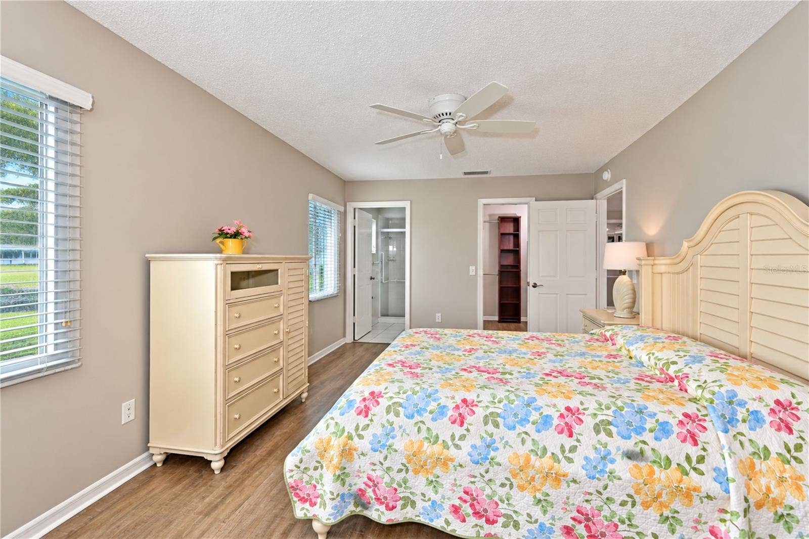 4605 LEXINGTON CIRCLE, Bradenton, FL 34210 4605 LEXINGTON CIRCLE, Bradenton, FL 34210