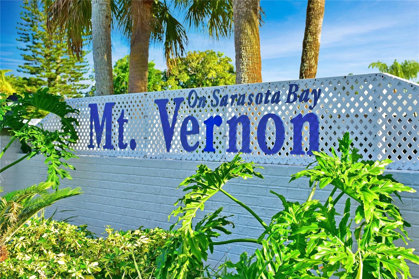 4605 LEXINGTON CIRCLE, Bradenton, FL 34210 Mt Vernon is amenity rich and maintenance free offering an unapparelled lifestyle and great value